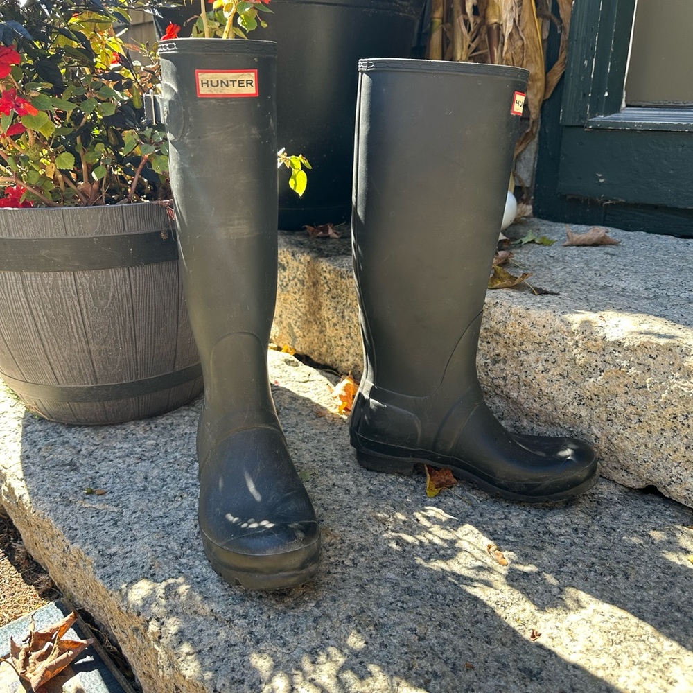 Hunter Black Women's Winter & Rain Boots